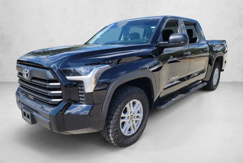 2024 Toyota Tundra SR5 photo 1