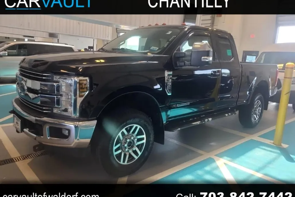 2018 Ford F-350 Lariat photo 1
