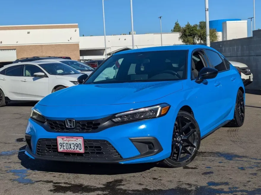 2023 Honda Civic Sport Hatchback photo 1