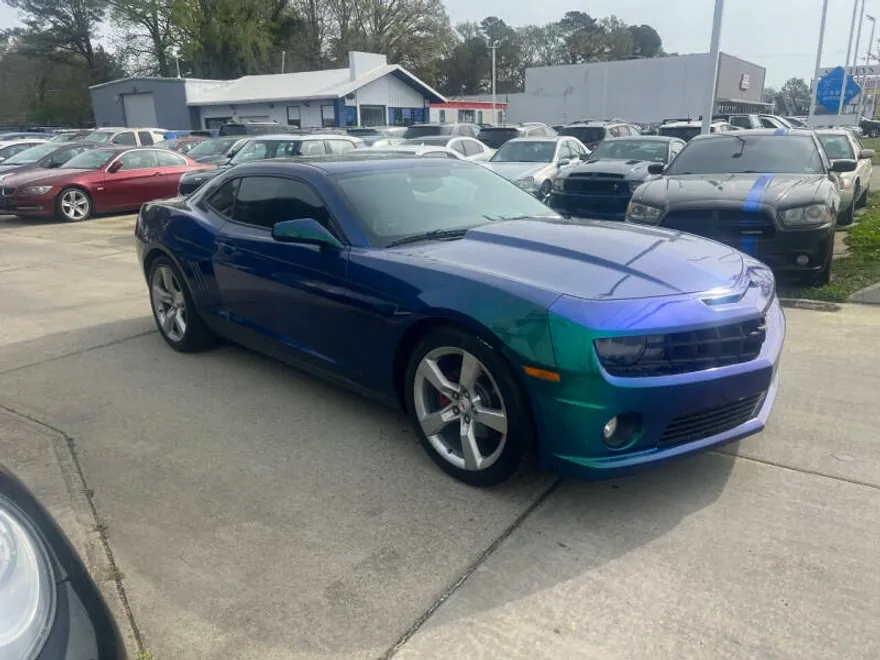 2011 Chevrolet Camaro Coupe 2LT photo 1