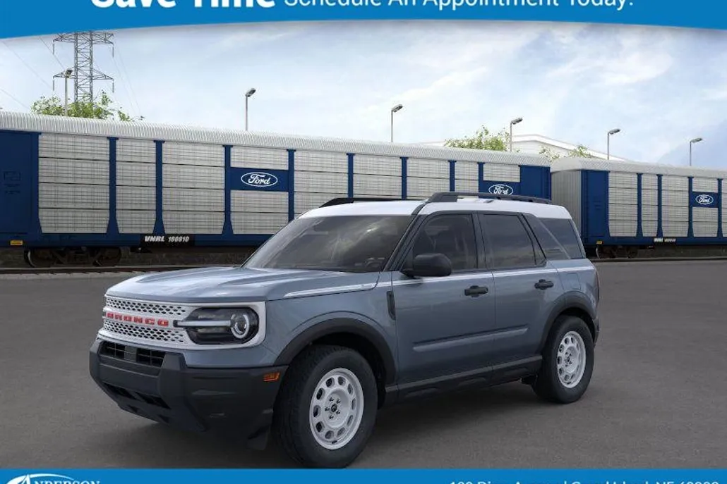2025 Ford Bronco Sport Heritage photo 1