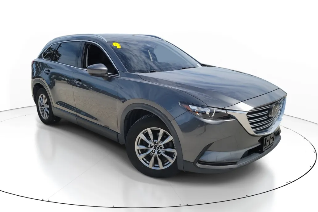 2019 Mazda CX-9 Touring photo 1