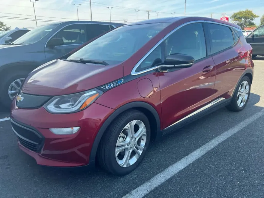 2019 Chevrolet Bolt EV photo 1