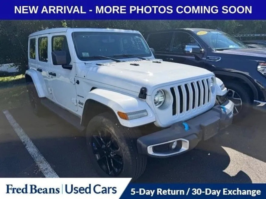 2022 Jeep Wrangler 4xe Unlimited Sahara photo 1