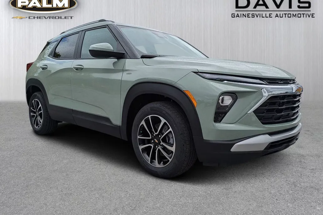 2026 Chevrolet Trailblazer LT photo 1