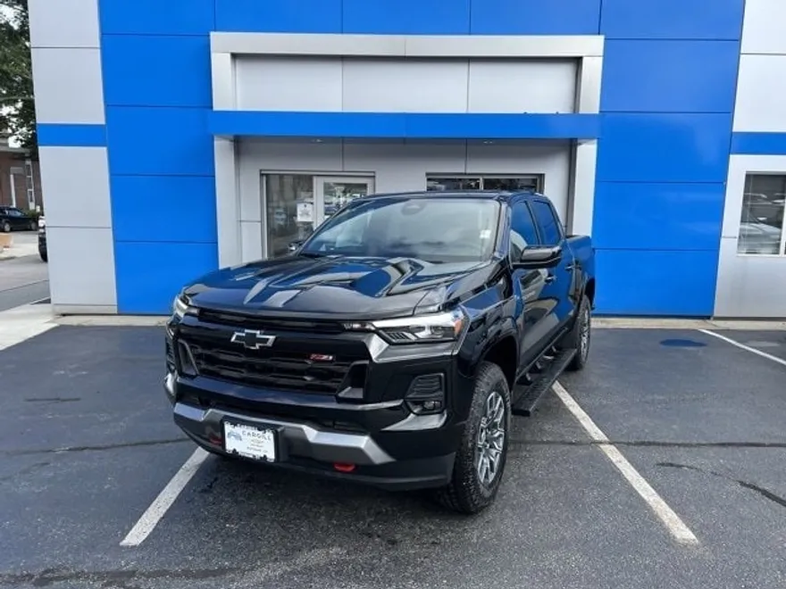 2026 Chevrolet Colorado Z71 photo 1