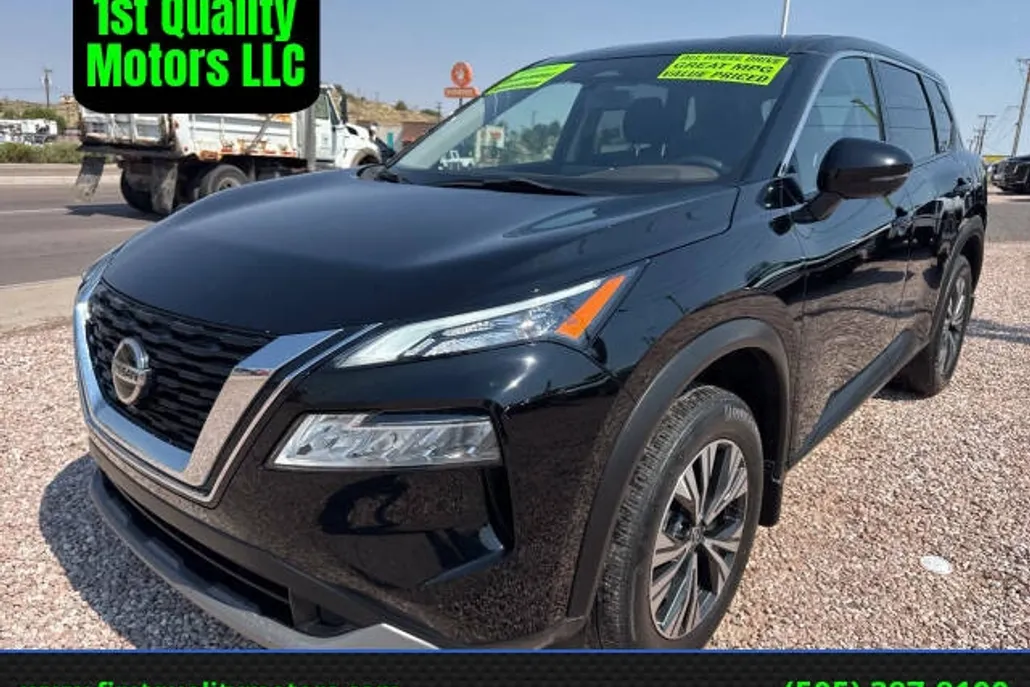 2021 Nissan Rogue SV photo 1