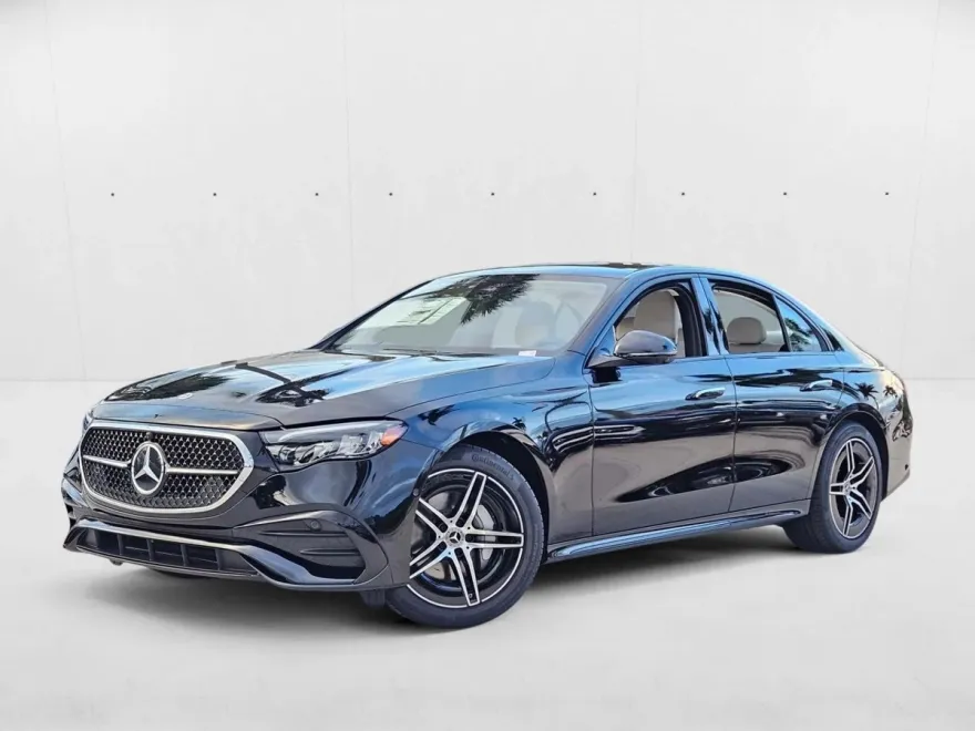2026 Mercedes Benz E 350 4MATIC Sedan photo 1
