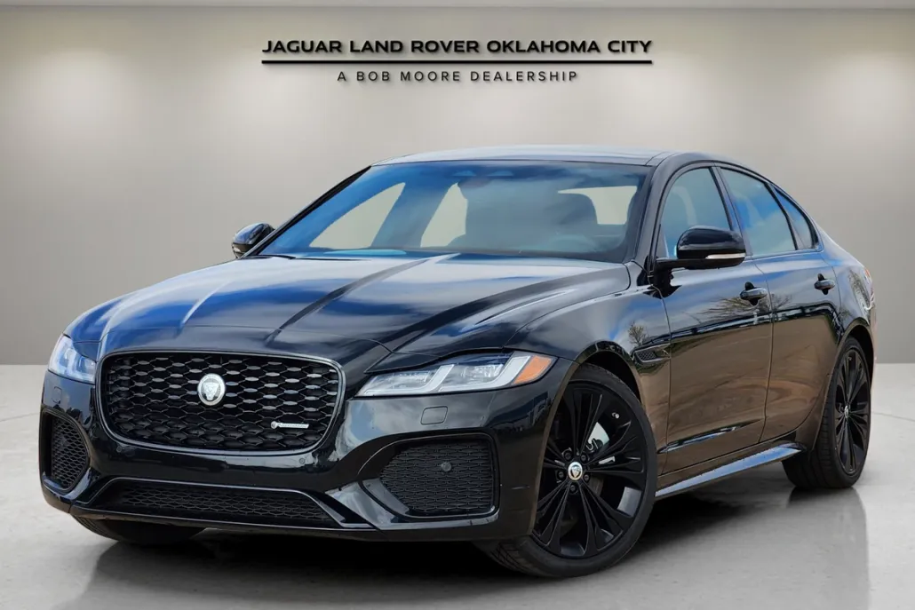 2024 Jaguar XF P300 R-Dynamic SE photo 1