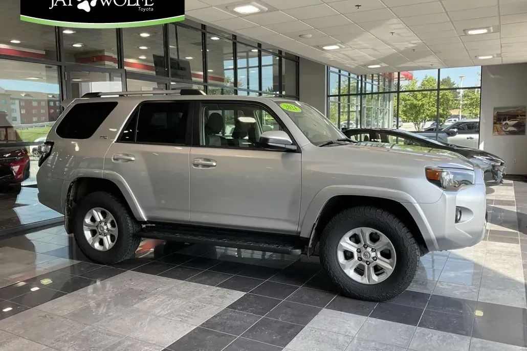 2024 Toyota 4Runner SR5 photo 1