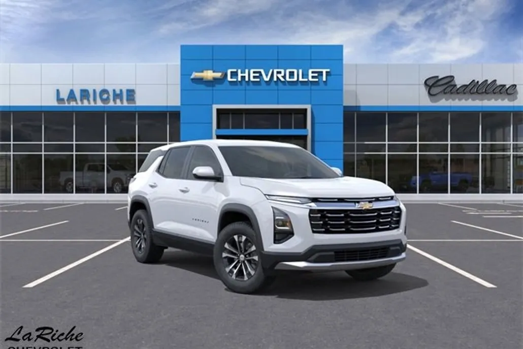 2026 Chevrolet Equinox LT photo 1