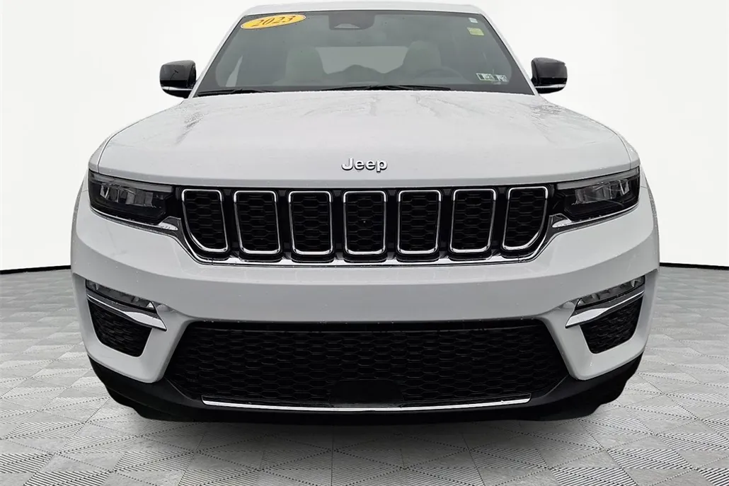 2023 Jeep Grand Cherokee 4xe photo 1