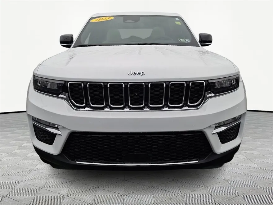 2023 Jeep Grand Cherokee 4xe photo 1