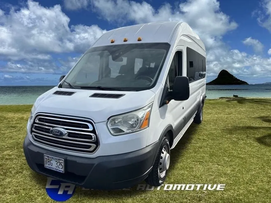 2016 Ford Transit XLT photo 1