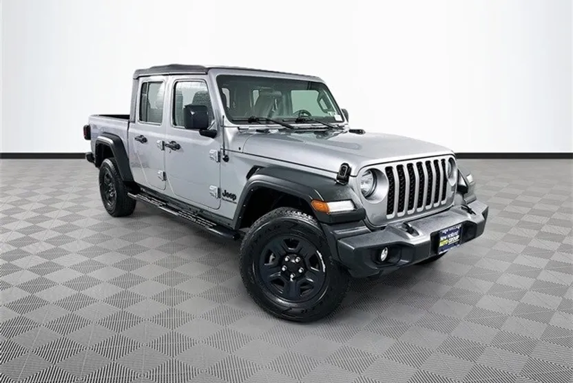 2021 Jeep Gladiator Sport photo 1