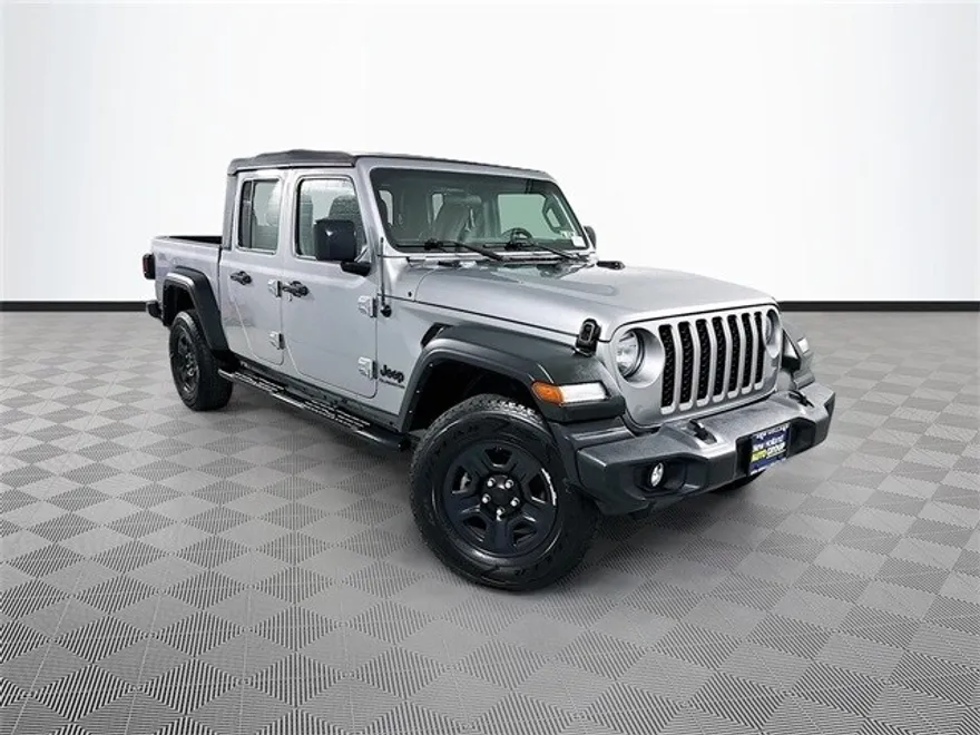 2021 Jeep Gladiator Sport photo 1
