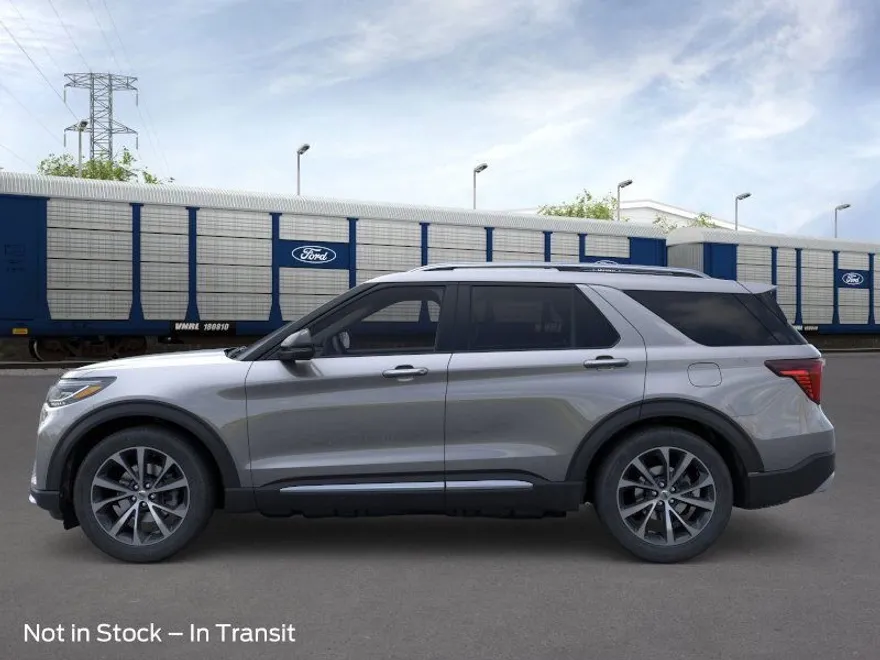 2025 Ford Explorer Platinum photo 1
