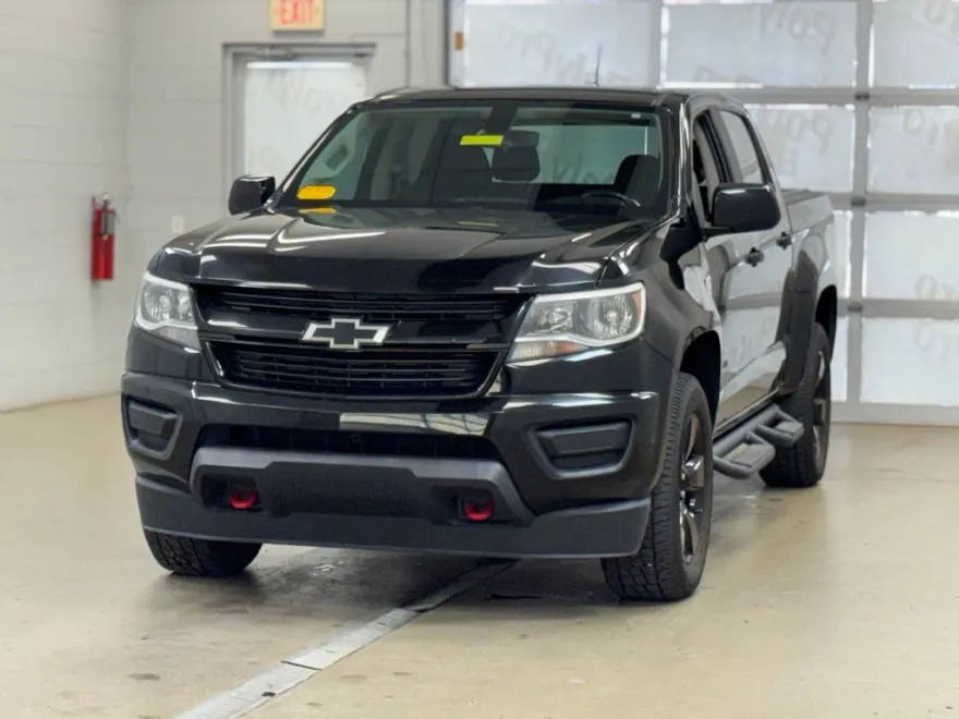 2018 Chevrolet Colorado LT photo 1