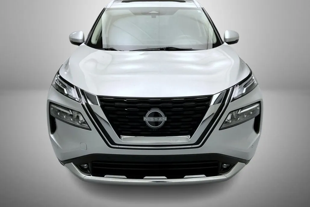 2022 Nissan Rogue Platinum AWD photo 1