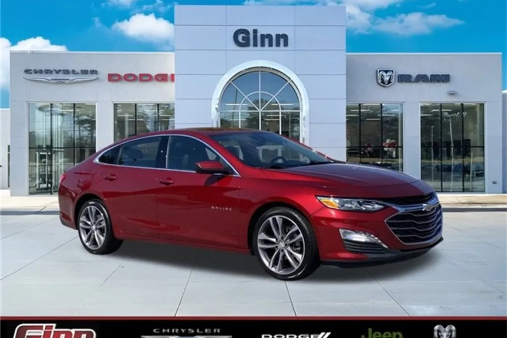 2023 Chevrolet Malibu 2LT photo 1