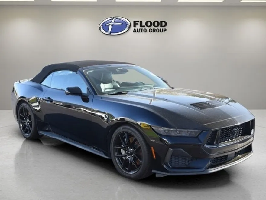 2024 Ford Mustang GT Premium Convertible photo 1