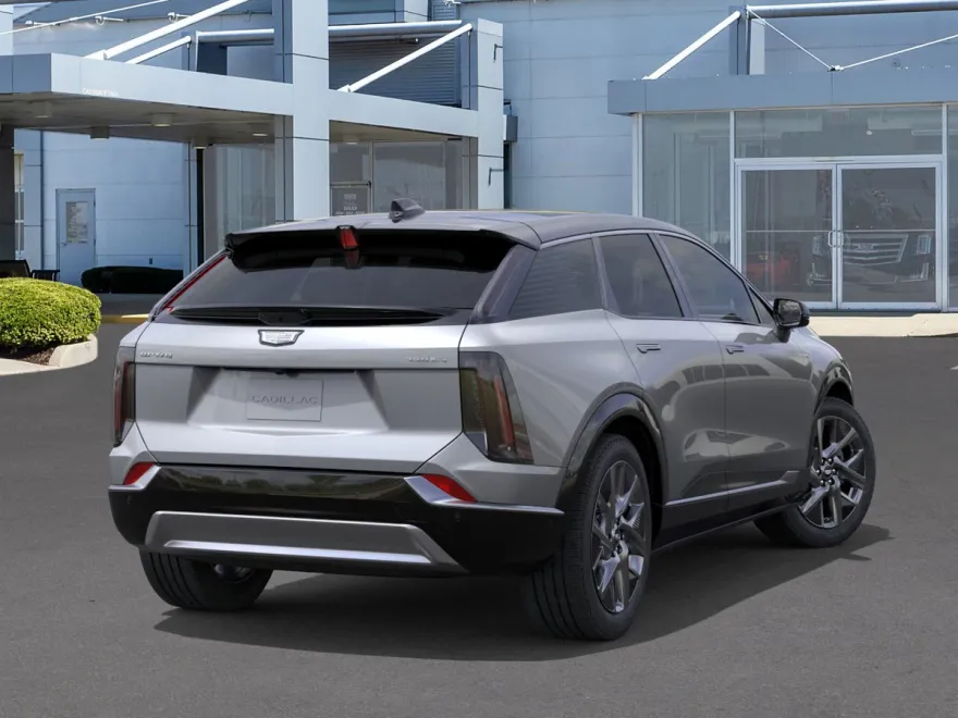 2025 Cadillac Optiq Luxury photo 1