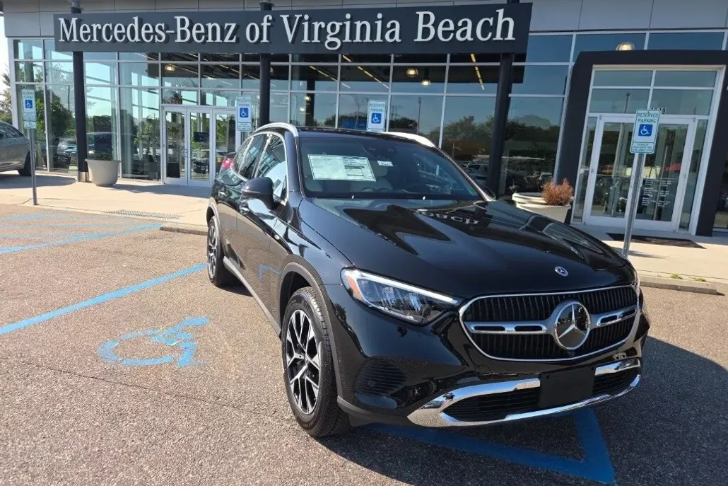 2025 Mercedes Benz GLC 350e 4MATIC photo 1