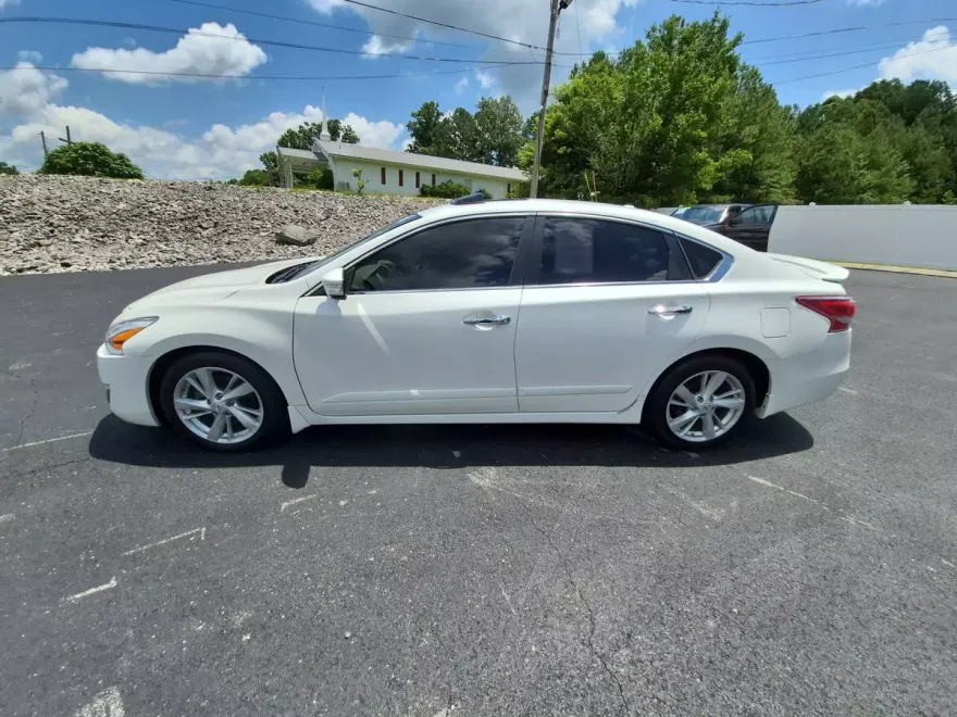 2013 Nissan Altima 2.5 SL photo 1