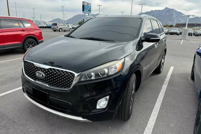 2016 Kia Sorento SX Limited photo 1