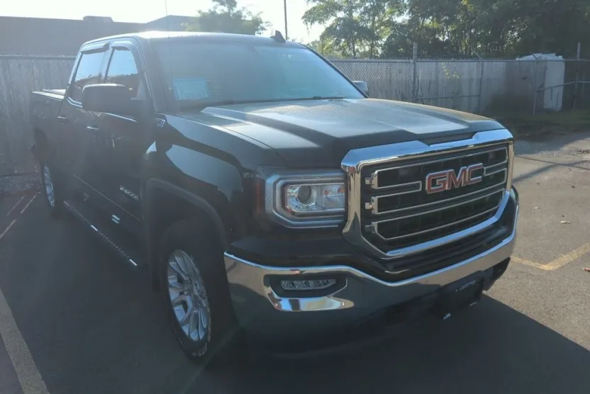 2016 Gmc Sierra 1500 SLE photo 1