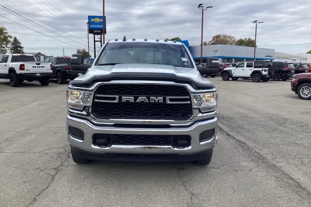 2024 Ram 3500 Tradesman photo 1