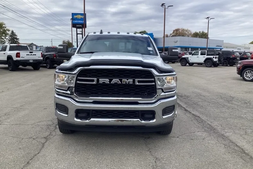 2024 Ram 3500 Tradesman photo 1