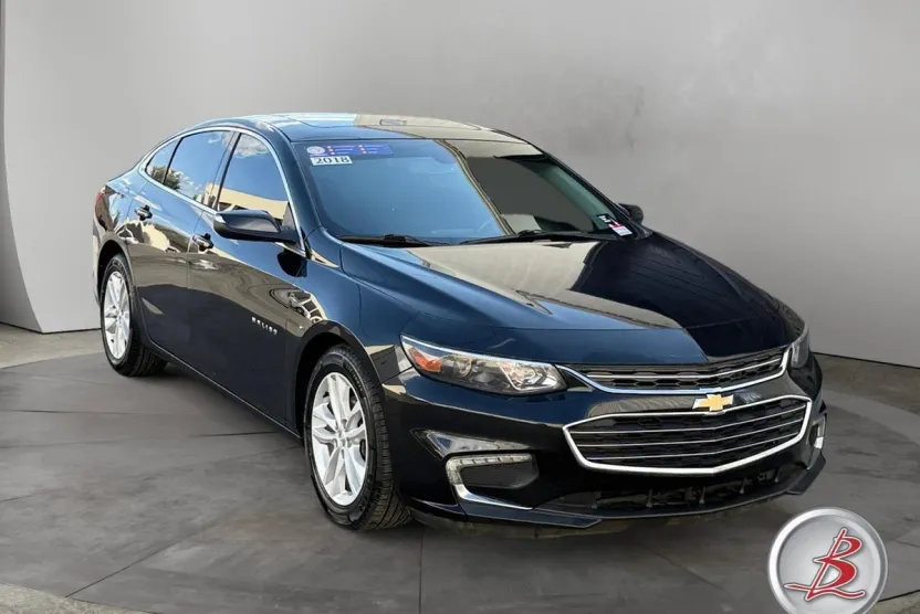 2018 Chevrolet Malibu 1LT photo 1