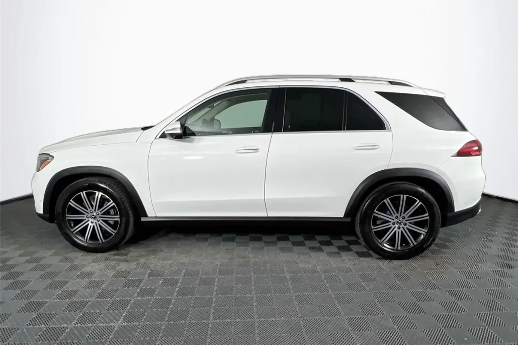 2025 Mercedes Benz GLE 350 4MATIC photo 1