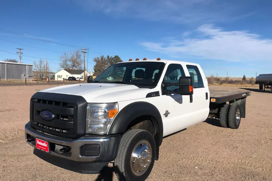2015 Ford F-550 Lariat photo 1