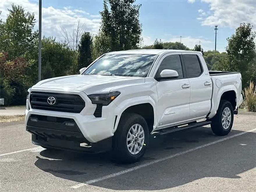 2025 Toyota Tacoma SR5 photo 1