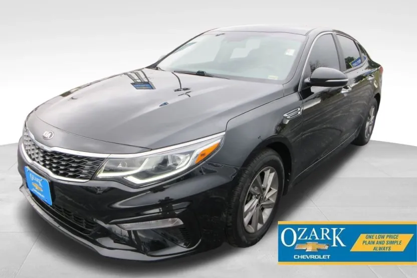 2020 Kia Optima LX SE photo 1