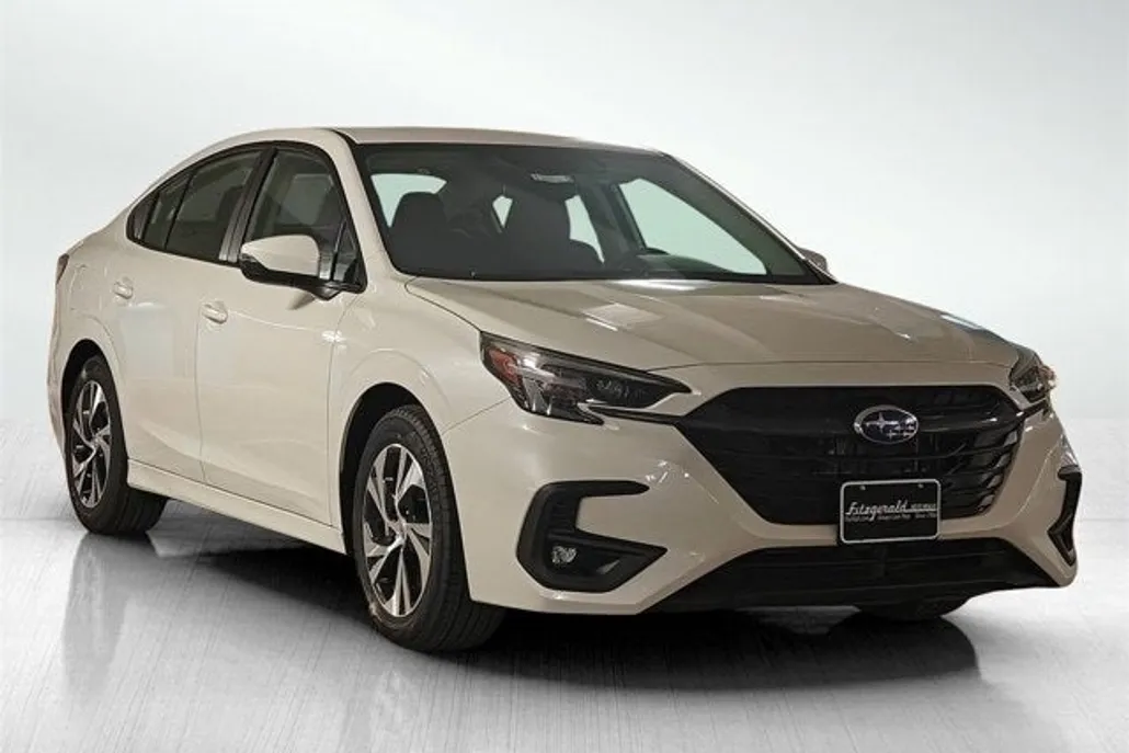 2025 Subaru Legacy Premium photo 1
