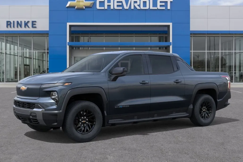 2026 Chevrolet Silverado EV LT photo 1