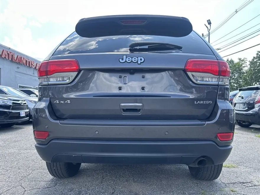 2018 Jeep Grand Cherokee Laredo E photo 1