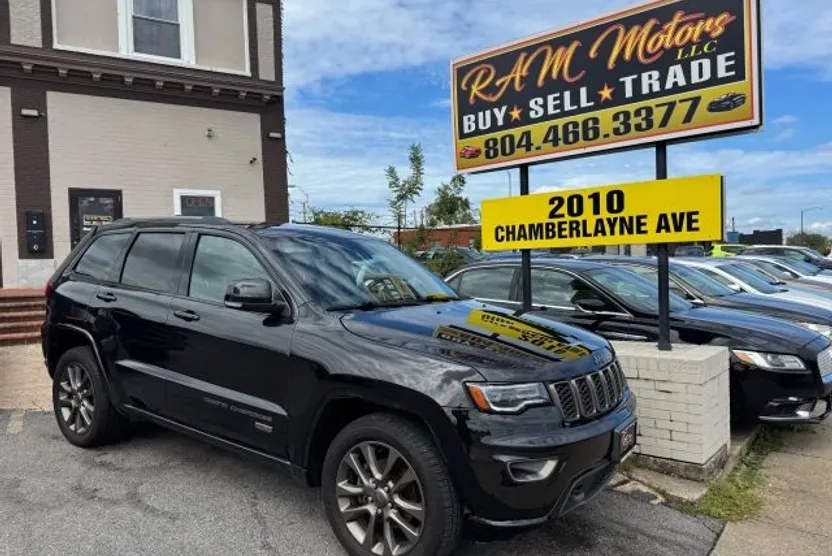 2016 Jeep Grand Cherokee Limited Anniversary Edition Sport photo 1