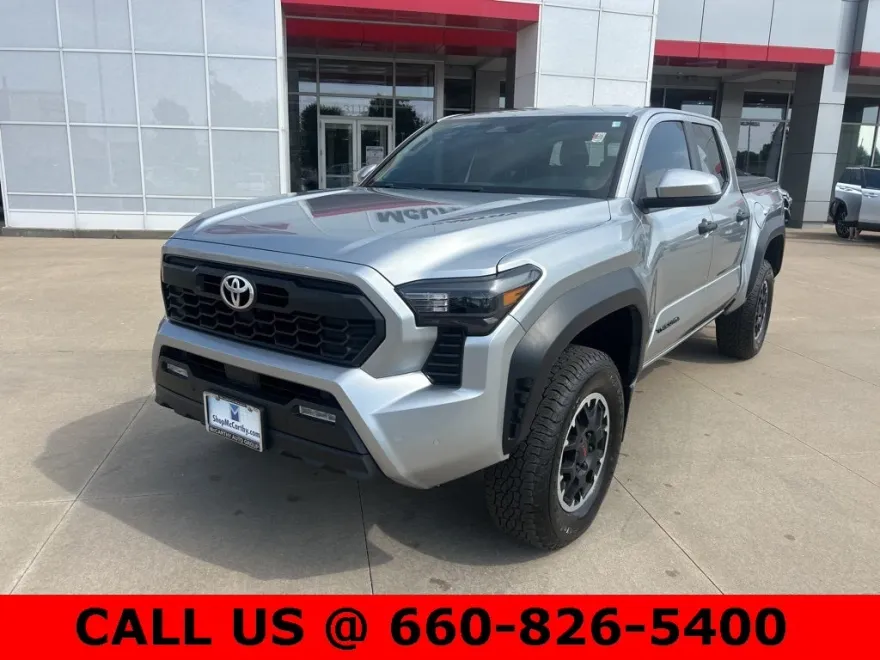 2024 Toyota Tacoma TRD Off-Road photo 1