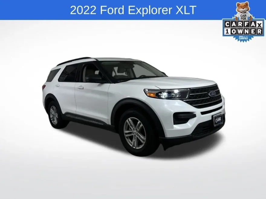 2022 Ford Explorer XLT photo 1