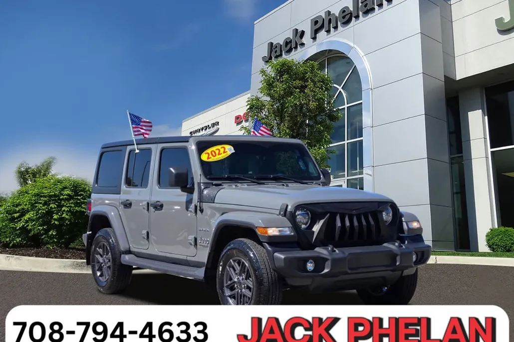 2022 Jeep Wrangler Unlimited Sahara photo 1