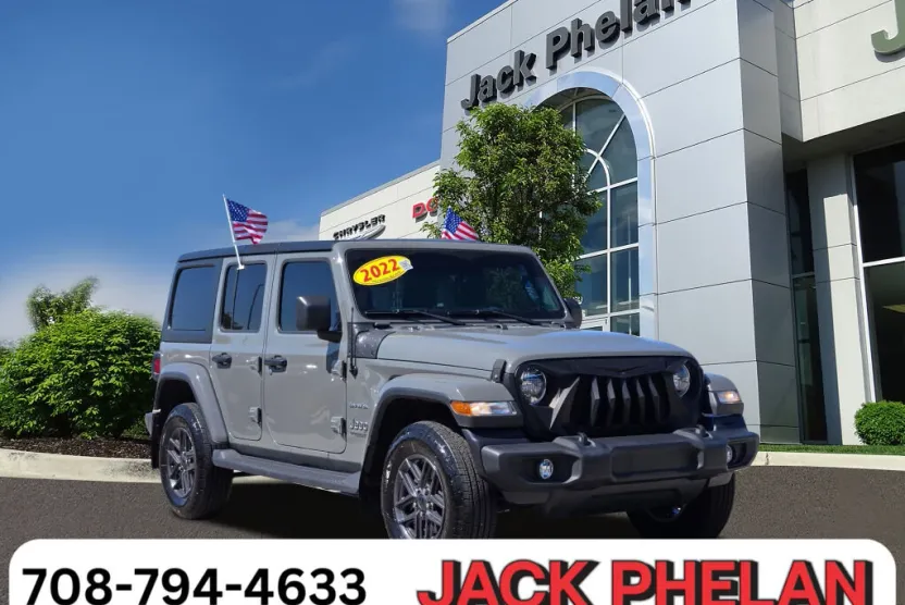 2022 Jeep Wrangler Unlimited Sahara photo 1
