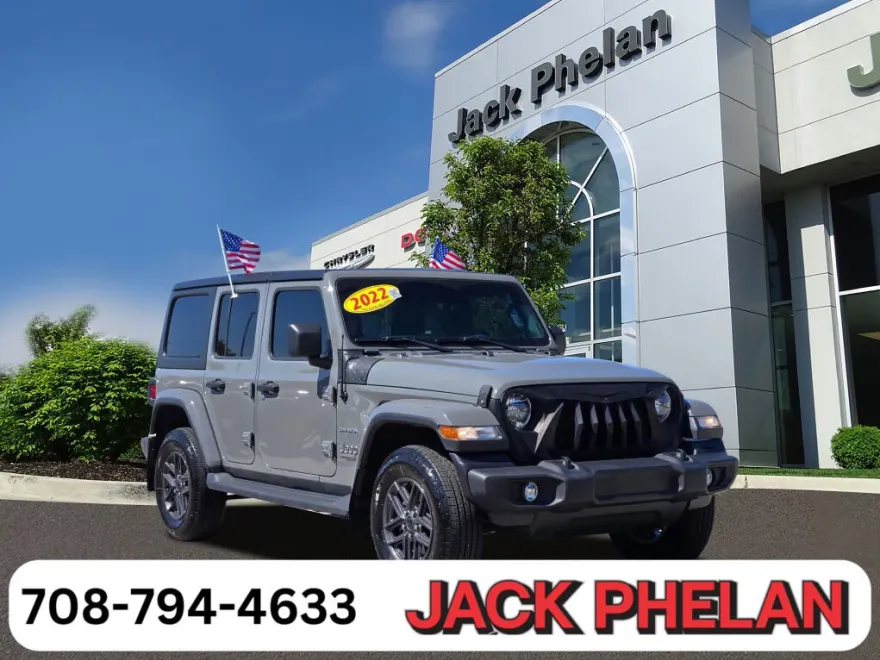 2022 Jeep Wrangler Unlimited Sahara photo 1
