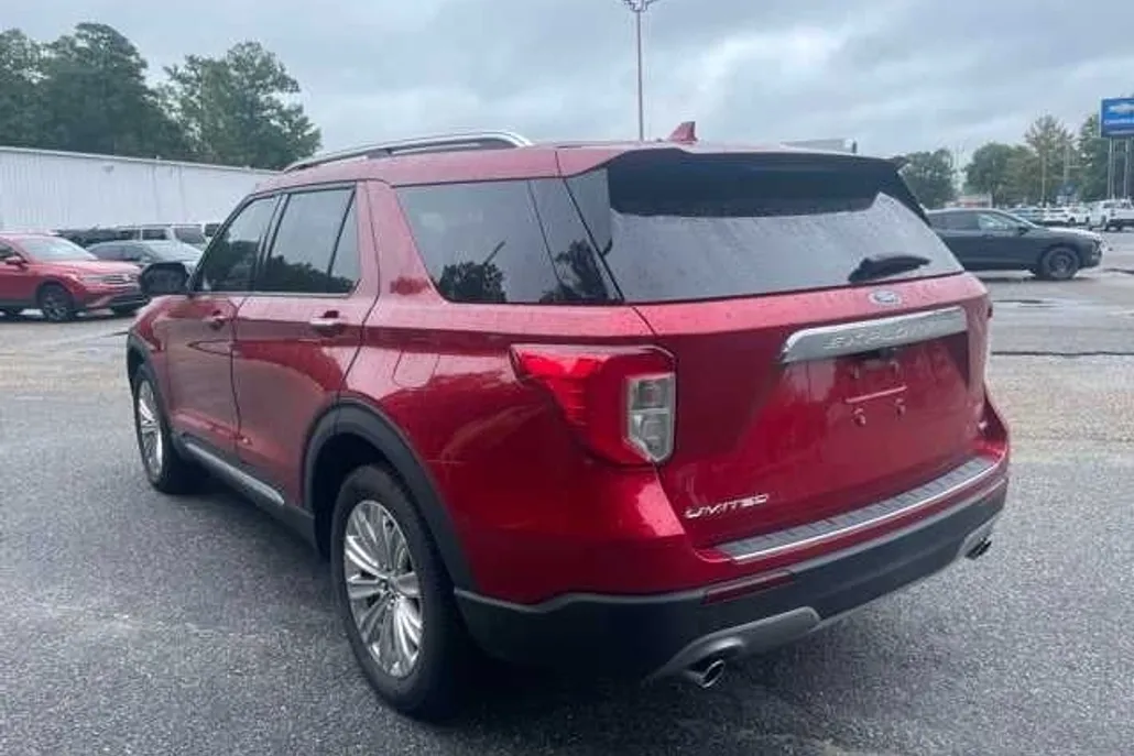 2020 Ford Explorer Limited photo 1