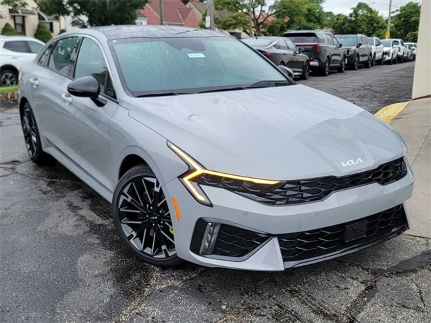 2026 Kia K5 GT photo 1
