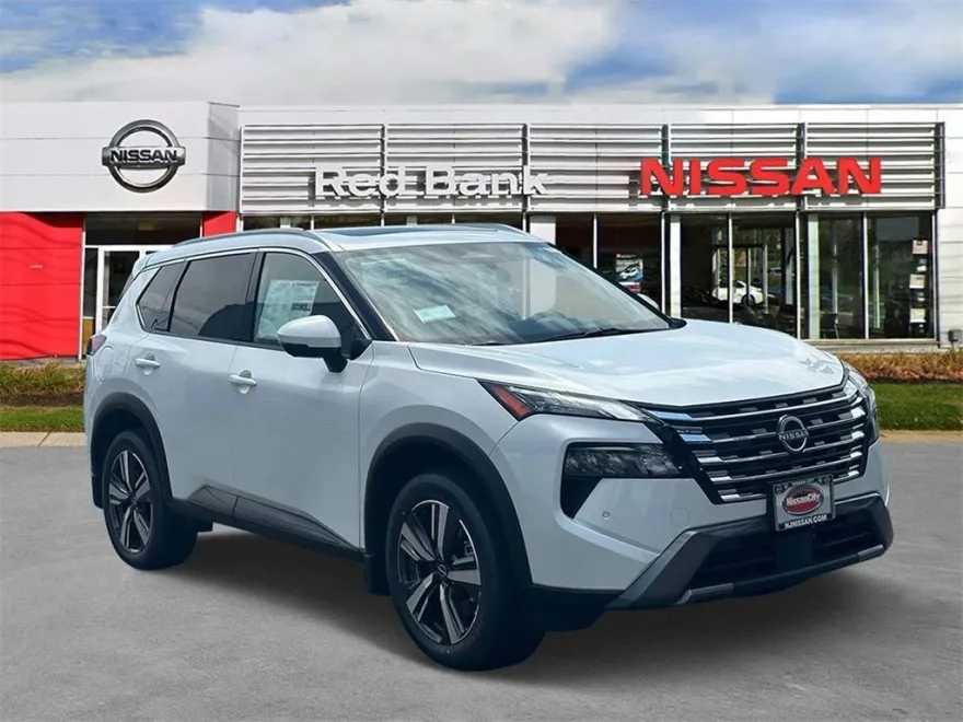 2025 Nissan Rogue SL photo 1