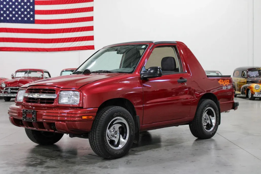 1999 Chevrolet Tracker photo 1